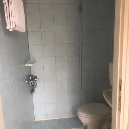 Barreira Beachfront 3 *