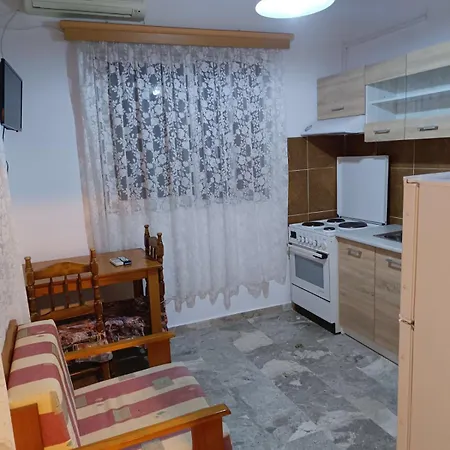 Barreira Beachfront 3 *